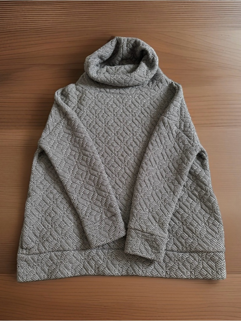 GapFit Quilted Jacquard Cowl Neck Pullover Sweatshirt